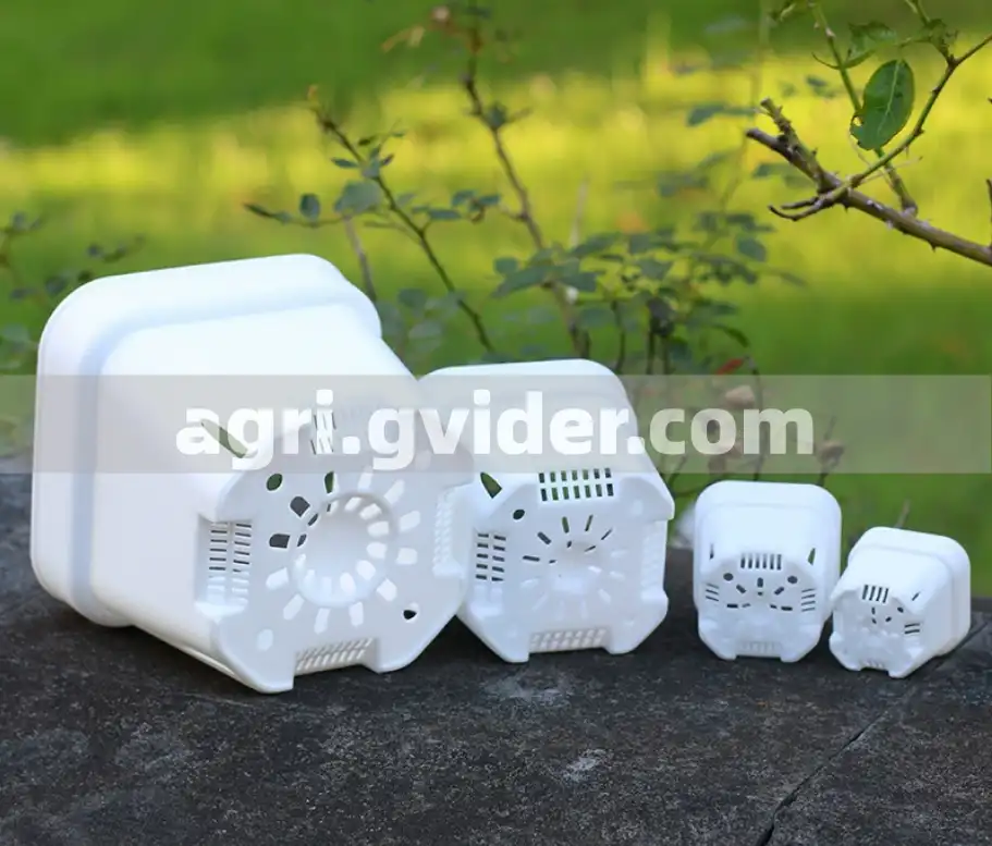 Gvider Square Plastic Plant Pots